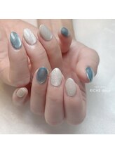 リッシュ ドゥ(RICHE deux)/うるうる透明感マグネットネイル