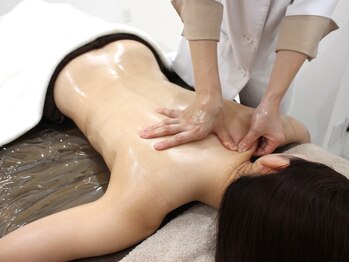 エスグレース 梅田店(S.grace)/ヘッドスパ痩身バストケアリンパ