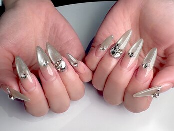 ネイルマジック 仙台一番町店(NAIL MAJIC)の写真/NAILMAJICのスカルプは丁寧に長さだしするので浮きなどが少なくリペア/フィルインが可能◎リピート率98％★