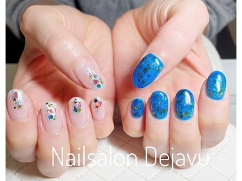 デジャヴ(Dejavu)/2倍楽しめるちぐはぐネイル