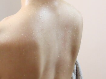 リル 恵比寿(llil.)/【施術】大量発汗で美肌効果も