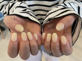 バターイエロー