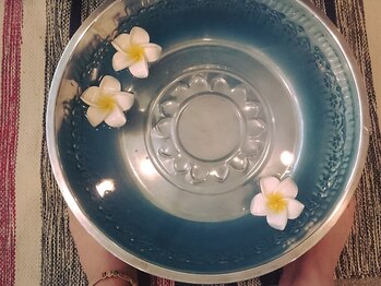 リ ソルティール(Re sortir)の写真/【足先の冷えが気になる方に】フットバス×フットケアで血流促進/疲労解消!立ち仕事や家事でお疲れの足も◎