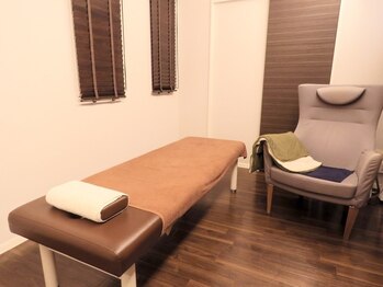 櫻井整体院 所沢店の写真/空間づくり～衛生面まで整えています◎プライベート空間で周りを気にせずゆったりと♪所沢駅５分隠れ家整体