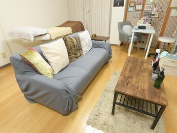 カシュカシュ(Cache Cache)の写真/【お子様と一緒にご来店OK◎】駅チカ好立地でお仕事終わりやお出かけついでにも通いやすいサロンです♪