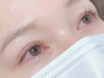 アイラッシュ ハテナ(hatena)の写真/自然なカールで注目される目元へ★初めての方でも理想のイメージに合わせて選べるカール感♪【駐車場有◎】