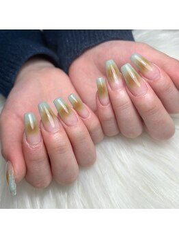 個性派ネイル/チークネイル