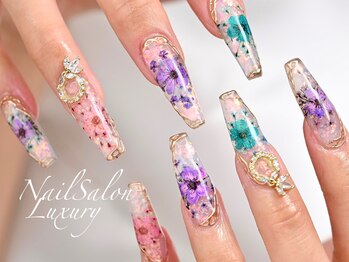 ネイルサロンラグジュアリー 梅田店(LUXURY)/押し花ネイル