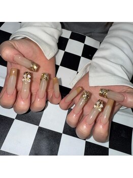 ヒョウ柄フレンチネイル