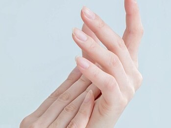ピンクのラナンキュラスの写真/【八王子駅南口から徒歩2分】自爪育成&ハンドケア専門サロン♪爪の状態や手肌のお悩みに寄り添ったサロン☆