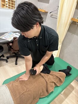 グロウアップ鍼灸整骨院 阪急茨木市駅前(GROW UP鍼灸整骨院)/腰痛・足のむくみを解消！