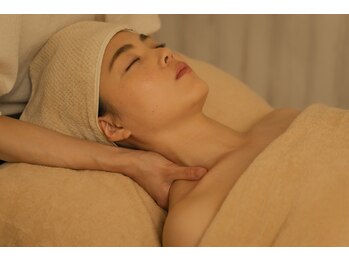 オフトーン 目黒(Off-Tone)/ドライヘッドスパ専門店　目黒