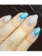 ヘアーアンドビューティー ルーツ(#roots)/人気のレースアート