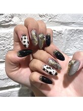 グラマラス プレジール 中野店(glamourous plaisir)/牛柄ネイル