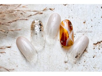 ネイルクローネ(nail crone)/石風べっ甲ネイル