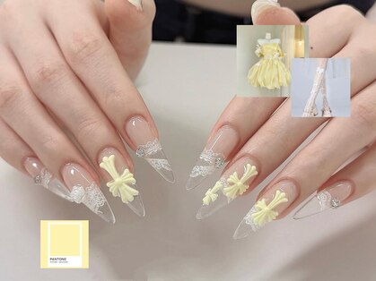 ビジューネイル(bijou nail)の写真
