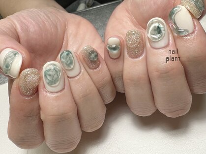 ネイル プラント(nail plant)の写真