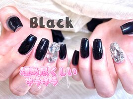 黒埋め尽くすネイル