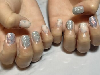 ムー(moo)/ガーリー冬ネイル