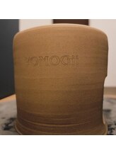 ヨモギー 富士宮店(YOMOGii)/ヨモギーのオリジナル黄土椅子