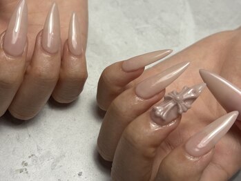 ありるの写真/【長さだしで憧れロングネイル】人気のチップスカルプにトレンドデザイン♪可愛いパーツで魅せる指先へ！