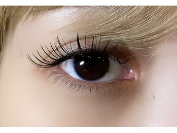 ボアブルー(boisbleu)/マツエク*フラットラッシュ140本