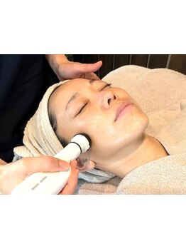 ホウレイ線・たるみ改善！予防ケア