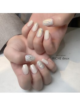 リッシュ ドゥ(RICHE deux)/アイボリーぷっくりニュアンス