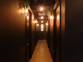 ヨモギヤ(YOMOGIYA)/女性専用個室でプライベート空間