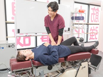 ヒーリング スポット鍼灸整骨院 調布南口院/骨格矯正