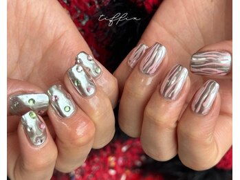 ネイルサロン ティフィン(tiffin)/～Silverアシメネイル～