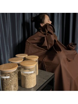 ロザブルー(ROSA BLU)/韓方よもぎ蒸し★シャワー付き♪