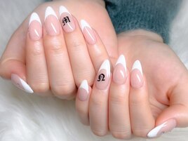 長さだし◆イニシャル白フレンチ
