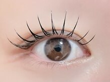 まつ毛エクステ×パーマで自然なのに印象的な目元へ