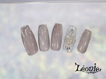 レオニー(Leonie)/マグネットビジューネイル