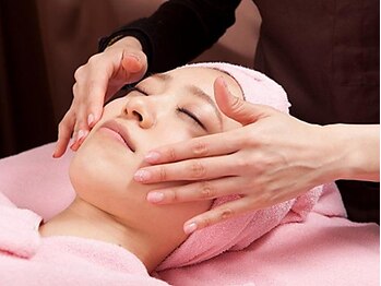 マリアージュ ビューティ 銀座(Mariage Beauty)の写真/むくみ脂肪徹底ケア！ハリたるみ改善が同時に☆背中のトリートメント&フェイシャルセットの人気メニュー♪