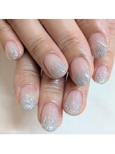 ガーベラ バイ ハノンネイル(Gerbera by hanonnail)/〈ラメグラ〉