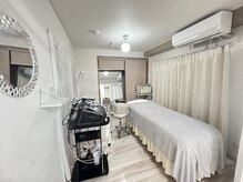 エステティックステラ(esthetic stella)の雰囲気（明るく落ち着いた雰囲気のお部屋ででゆっくりリラックス♪）