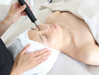ラカ 明石(Laka)の写真/【歴10年以上◇完全個室】くすみ・乾燥・たるみ・ニキビケアなどの肌トラブルのお悩みに特化したサロン♪