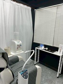 イイハキューブ(e8 cube)の写真/20分照射を2セット合計40分照射☆白くなるこだわりコースのみご用意☆初回の方も効果実感◎リピーター続出!