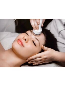 ホウレイ線・たるみ改善！予防ケア