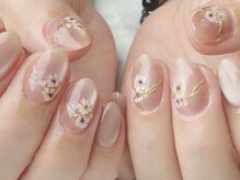 エーネイル(a nail)の雰囲気（マグネット＆押し花）