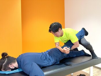 ポジティブストレッチ 四日市店/ヒールによる反り腰で腰痛に！？