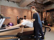 デフィニションジム 代官山 恵比寿(DEFINITION GYM)の雰囲気（<エンコンパス>可動域の向上に優れたマシーン導入♪メンズも可◎）