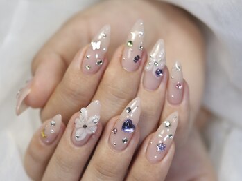 ユウ(Yuu)/ストーン×フラワーネイル