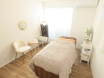 シュ シュ(chou chou)/【エステroom】