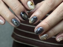マジックネイル(magic nail)の雰囲気（モードなニュアンスネイルも！）
