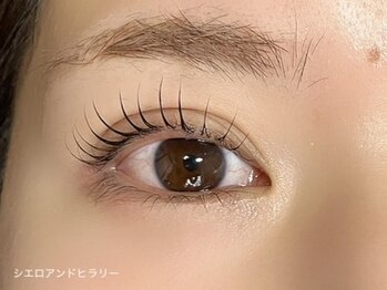 シエロアンドヒラリー/