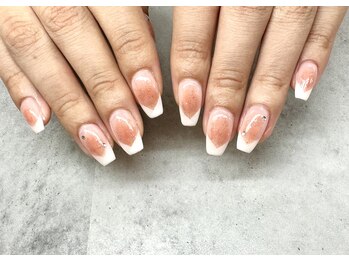 ケーエヌ(KN)/チーク×Vフレンチ