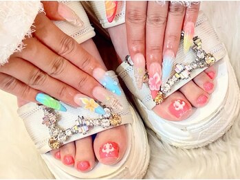 ネイルサロン ネイルズゴーゴー 渋谷店(NAILSGOGO)の写真/[渋谷駅]スカルプとフットつけ放題アート持込デザインが安い!Shibuya Nail salon Acryl nails&pedicure set